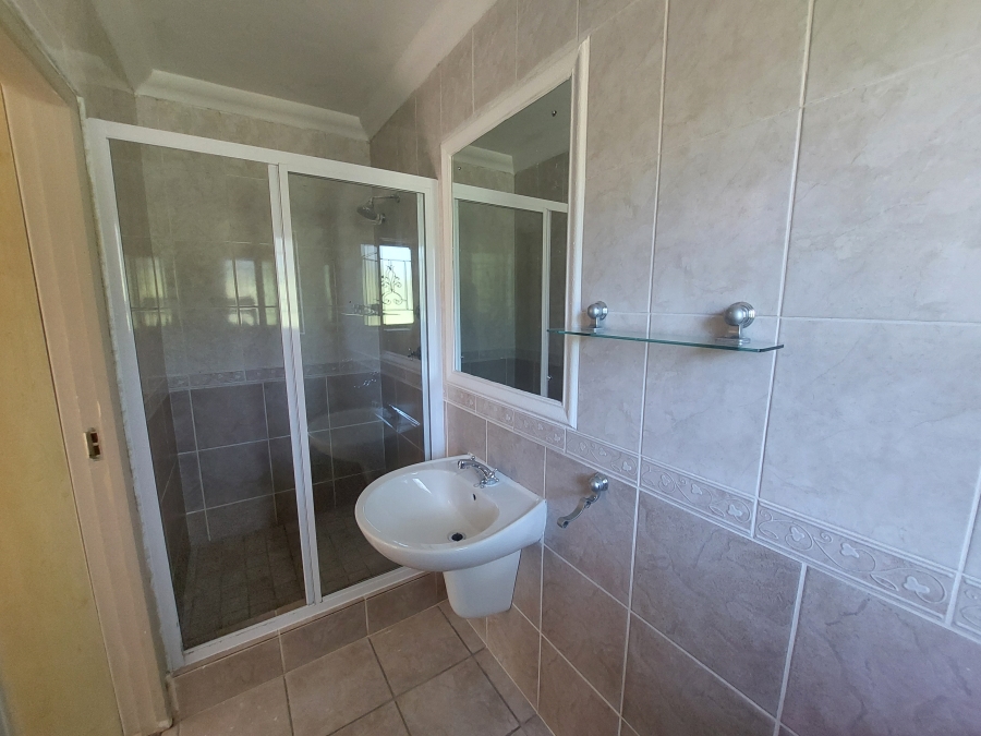 4 Bedroom Property for Sale in Panorama Western Cape